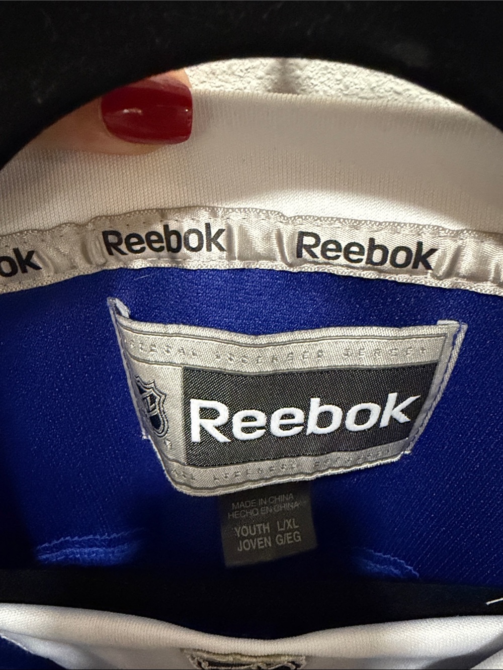 Reebok Blue and White Tampa Bay Lightning Hockey Jersey - Picture 4 of 4